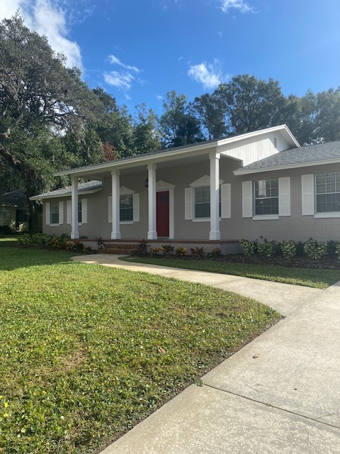 1247 Cardinal Ln in DeLand, FL - Building Photo