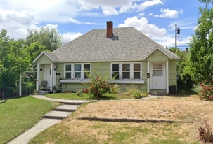 609 NW 8th St in Pendleton, OR - Building Photo
