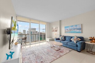 485 Brickell Ave, Unit SI ID1359867P in Miami, FL - Building Photo