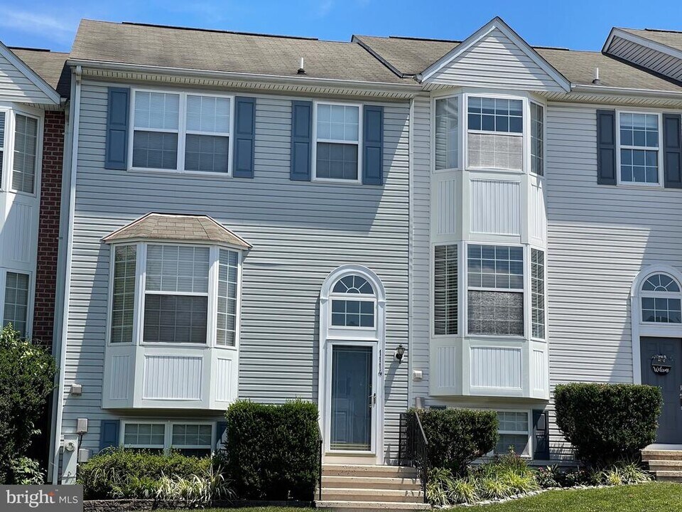 1114 Pennywort Cir in Eldersburg, MD - Building Photo