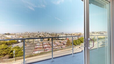 59 Lupine Ave in San Francisco, CA - Building Photo - Building Photo
