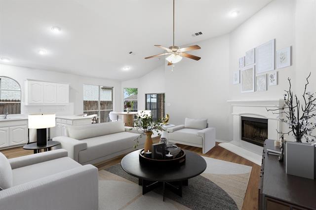 10260 Los Barros Trail in Fort Worth, TX - Building Photo - Building Photo