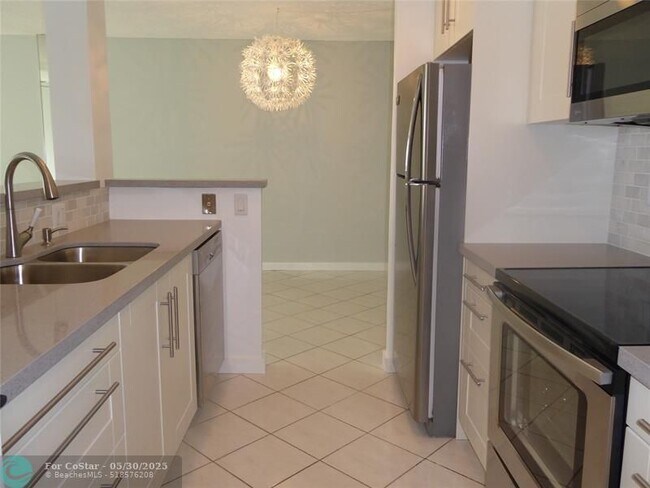 property at 1009 N Ocean Blvd