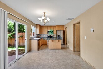 19221 25th Dr SE in Bothell, WA - Building Photo - Building Photo