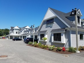 4 Buildings- Mixed Use in Cataumet, MA - Building Photo - Building Photo