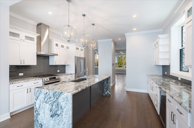 6241 S Woodlawn Ave in Chicago, IL - Building Photo - Building Photo