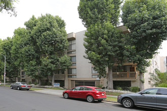 1414 Greenfield Ave in Los Angeles, CA - Building Photo - Primary Photo