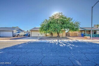 17820 N 29th Ave in Phoenix, AZ - Building Photo - Building Photo