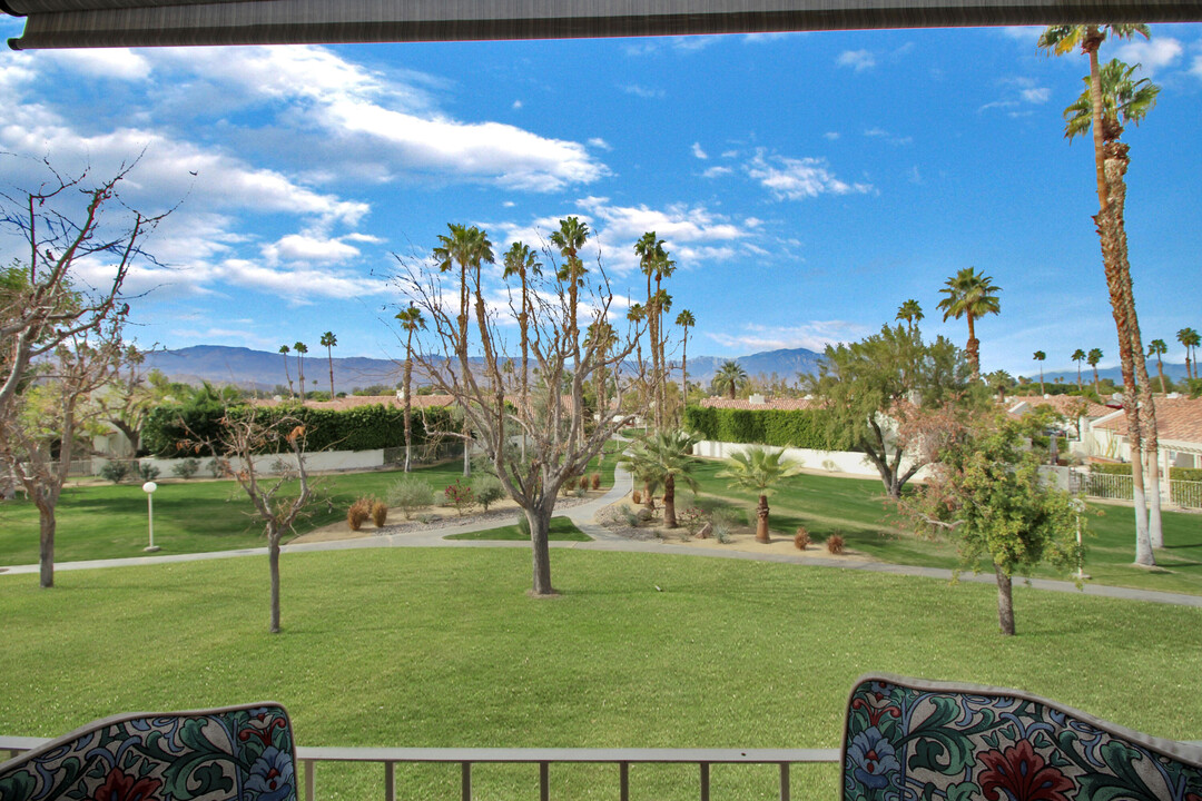 43735 Ave Alicante in Palm Desert, CA - Building Photo