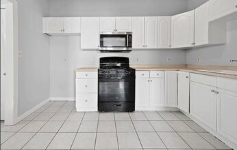 61 Shurtleff St in Chelsea, MA - Building Photo - Building Photo