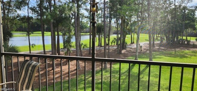 221 Fox Glen Dr in Naples, FL - Building Photo - Building Photo