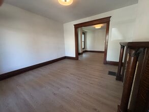 67 E Maynard Ave in Columbus, OH - Building Photo - Building Photo