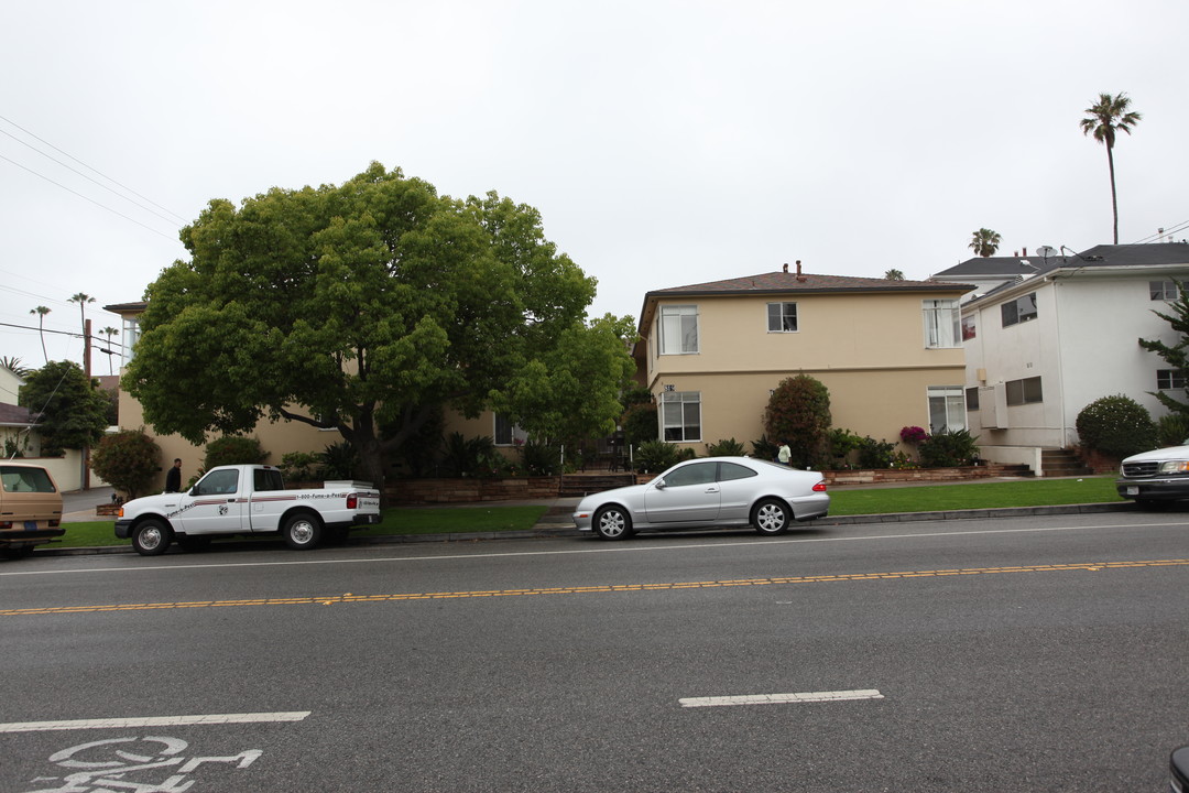 819 California Ave in Santa Monica, CA - Building Photo