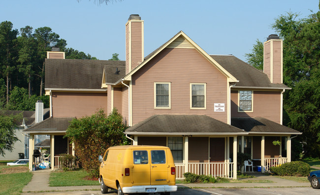 4304 Presley Ct in Raleigh, NC - Foto de edificio - Building Photo