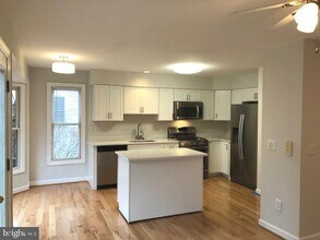 46529 River Meadows Terrace in Sterling, VA - Building Photo - Building Photo