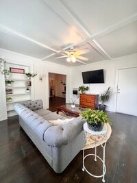 1302 W Bell St, Unit # 4 photo'