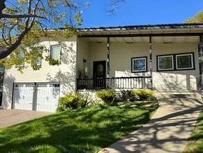 1500 Solana Dr in Belmont, CA - Building Photo - Building Photo