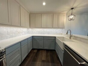 5226 Pensacola Dr in Garland, TX - Building Photo - Building Photo