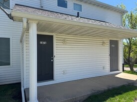 1874 Bright View Dr in Loves Park, IL - Building Photo