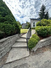 8106-8108-8108 41st St Ct W in University Place, WA - Building Photo - Building Photo