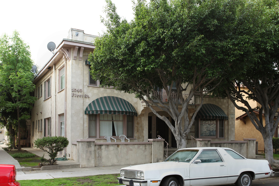 1030-1034 E 1st St in Long Beach, CA - Building Photo