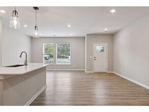 2438 N Blossom Cir in Orono, MN - Building Photo - Building Photo