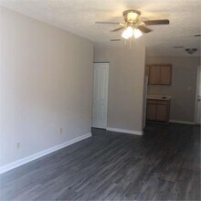 1787 Roberta Ct-Unit -1787 in Fayetteville, NC - Building Photo - Building Photo
