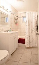 1121-1125-1125 NW 25th Ave in Portland, OR - Building Photo - Building Photo