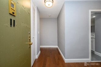 301 Beech St in Hackensack, NJ - Building Photo - Building Photo