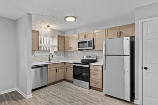 Mt. Tabor Apartments in Lexington, KY - Building Photo