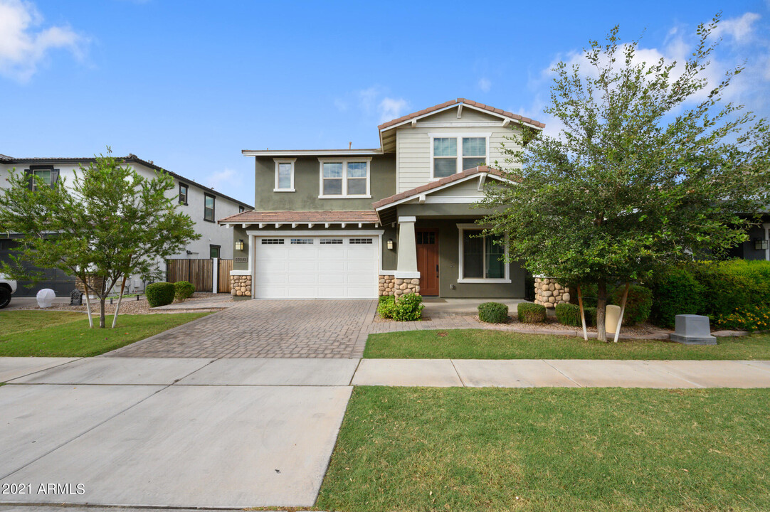 4374 E Mesquite St in Gilbert, AZ - Building Photo