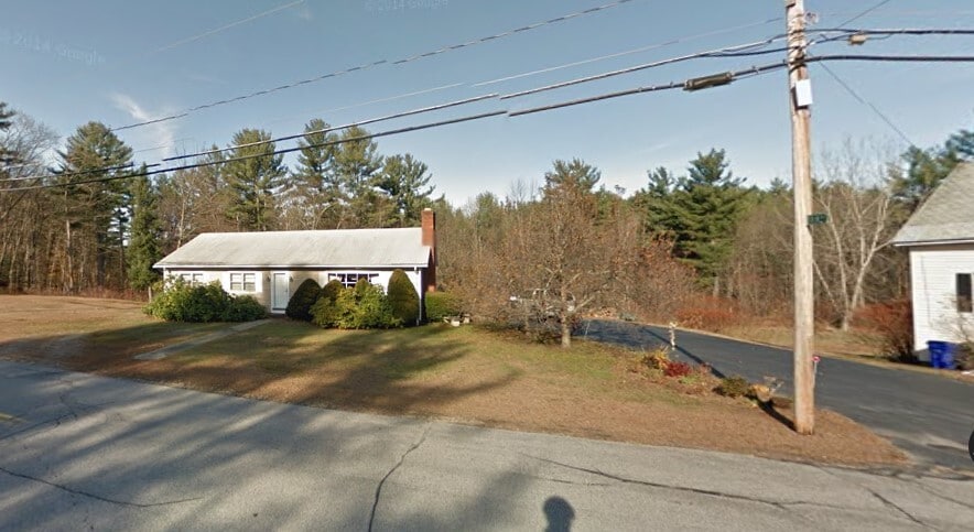 45 Greer Rd, Unit #2 in Goffstown, NH - Building Photo