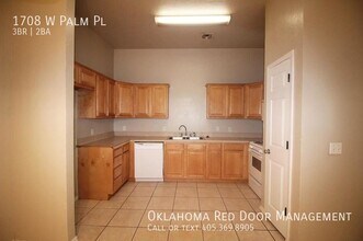 1708 W Palm Pl in Oklahoma City, OK - Building Photo - Building Photo