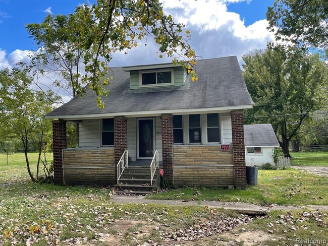 property at 47611 Ford Rd