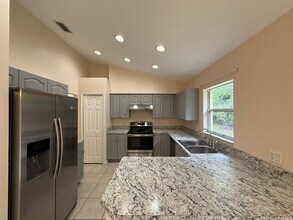 972 N Fairbairn Dr in Deltona, FL - Building Photo - Building Photo