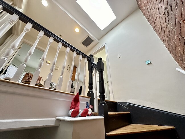 836 Huntington Ave, Unit 1 in Boston, MA - Building Photo - Building Photo