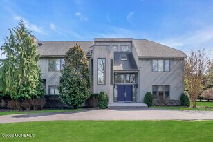 3 Clover Hill Pl in Ocean Township, NJ - Building Photo