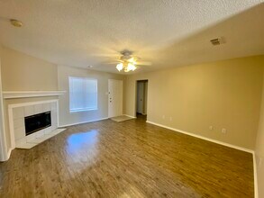 8107 Temple Ave in Lubbock, TX - Building Photo - Building Photo