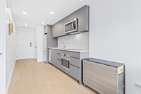 1210 Rue Jeanne-Mance in Montréal, QC - Building Photo - Building Photo