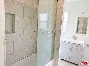 1363 Hauser Blvd-Unit -1 in Los Angeles, CA - Building Photo - Building Photo