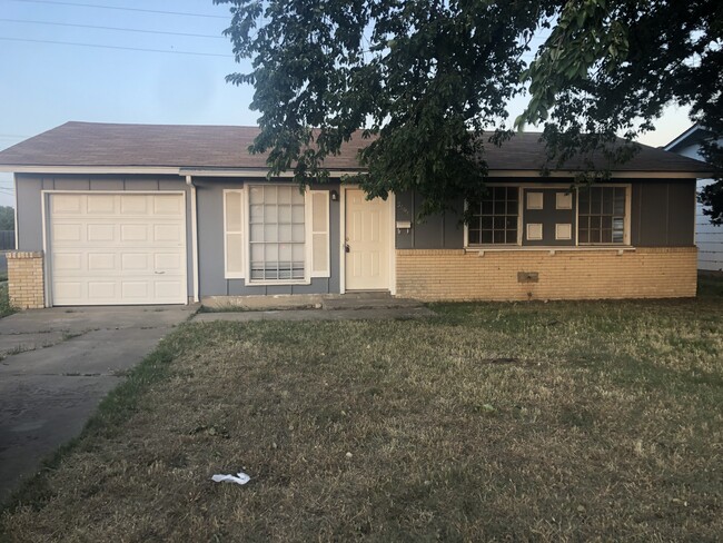 property at 3101 S Nelson St