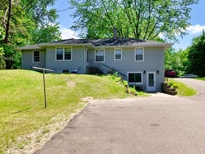 600 Koehler Rd in Vadnais Heights, MN - Building Photo - Building Photo