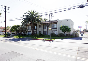 Villa Monterey Apartments