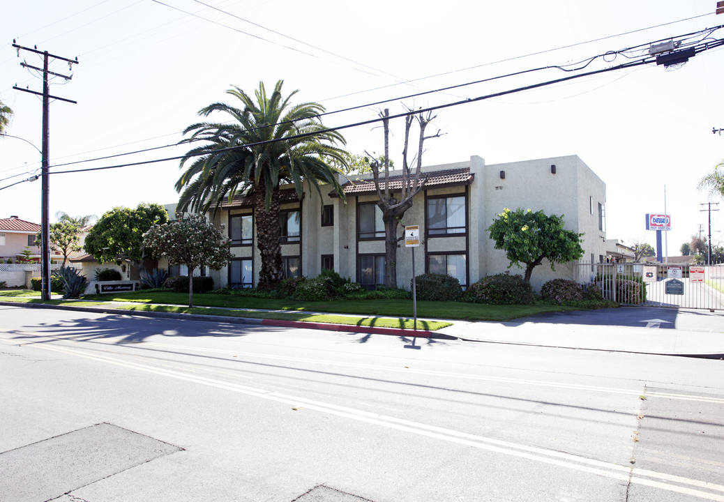 Villa Monterey Apartments in Baldwin Park, CA - Foto de edificio