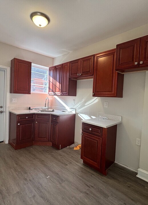 410 N Loudon Ave in Baltimore, MD - Building Photo