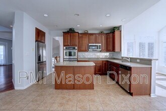 7232 Lyndsey Way in Elkridge, MD - Building Photo - Building Photo