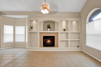 2304 Tierra Blanda Dr in El Paso, TX - Building Photo - Building Photo