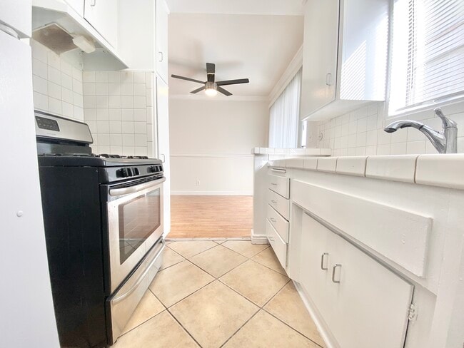 property at 5728 Camellia Ave