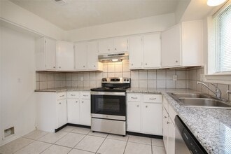 4626 Quailgate Dr in Spring, TX - Building Photo - Building Photo