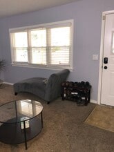 5112 Hollywood Rd, Unit PALE YELLOW (Furnished) 13'2 x 9'10 Bedroom in College Park, MD - Building Photo - Building Photo
